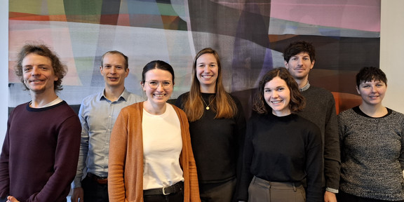 Gruppenfoto_Auftaktworkshop_YA Das Bild entstand bei dem Auftaktworkshop der YA und zeigt die Geförderten