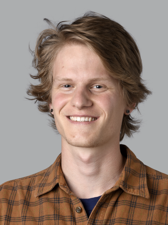Portraitfoto Niklas Poß
