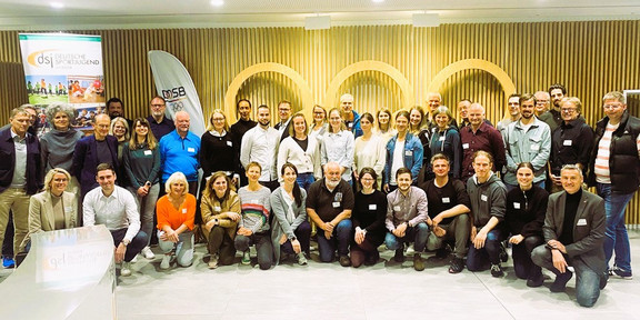 Gruppenbild Fachgespräch Leistung | Sport | Aufwachsen 2023